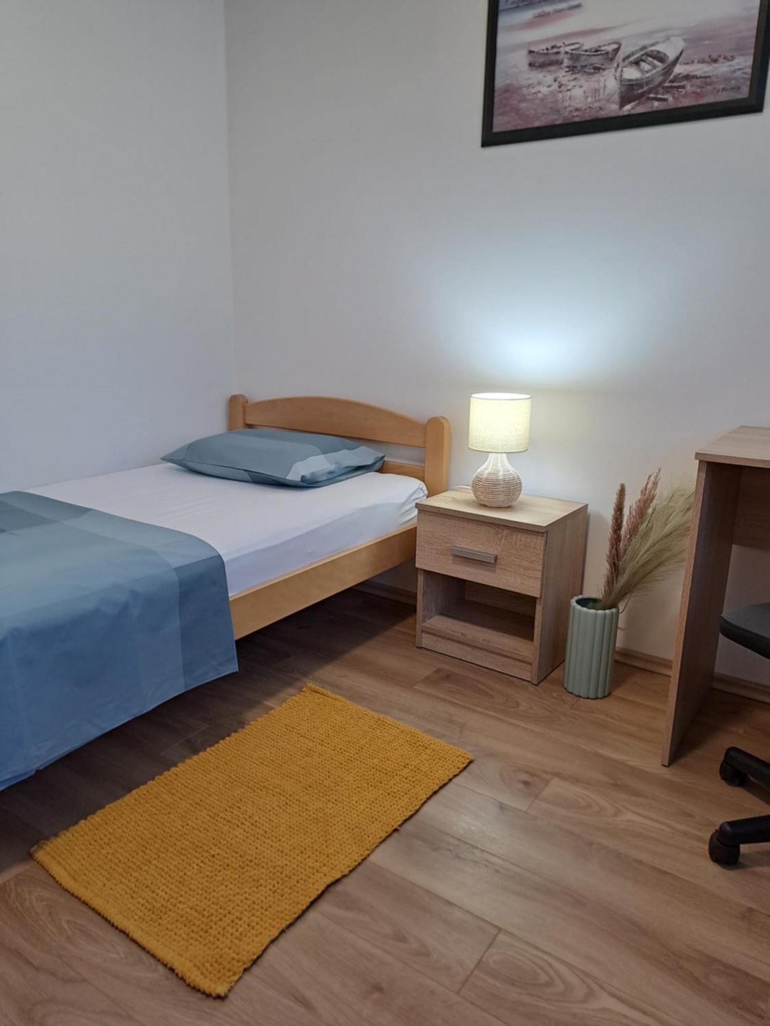 Yulia Apartman Pula Exterior foto